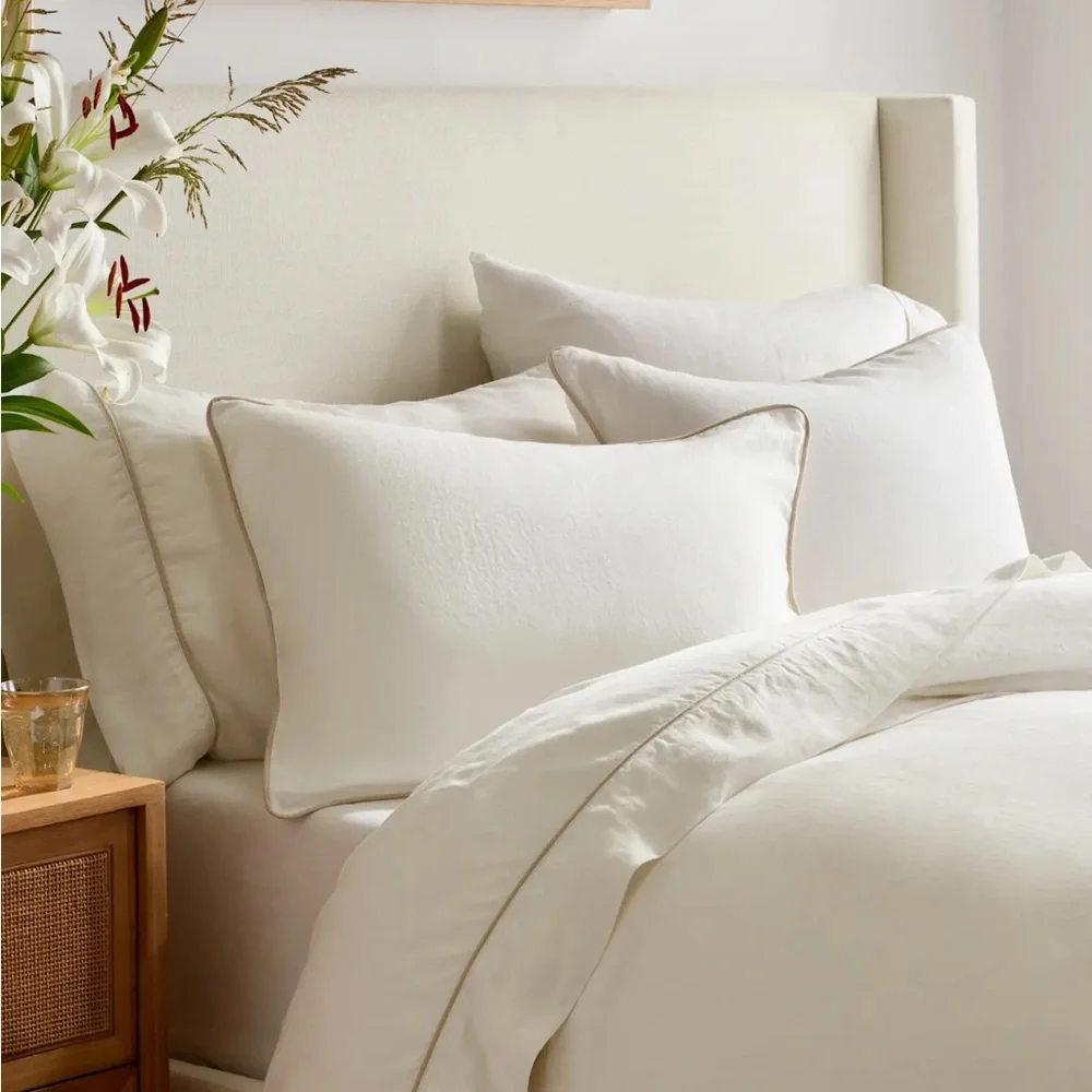 Quince White Cotton Duvet Cover Set with Contrast Piping
